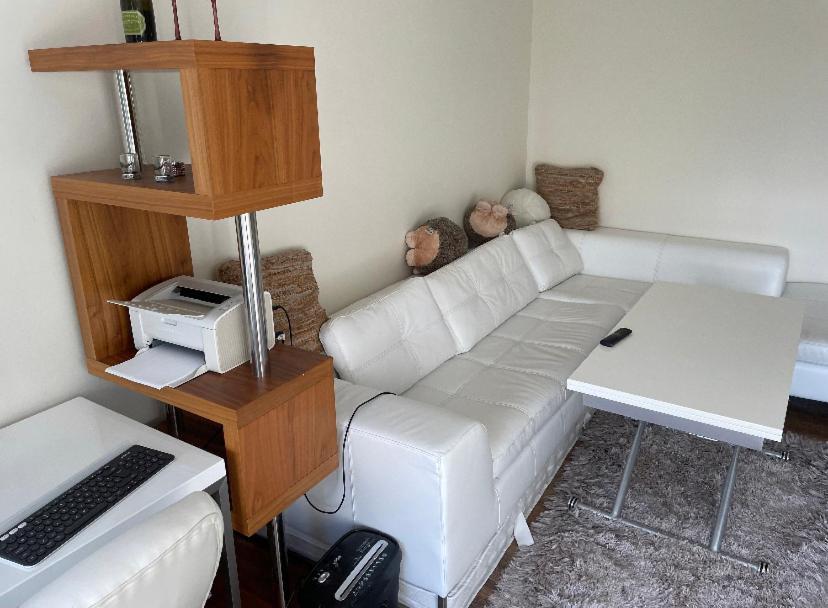 Charming 1-bed Vibrant Location