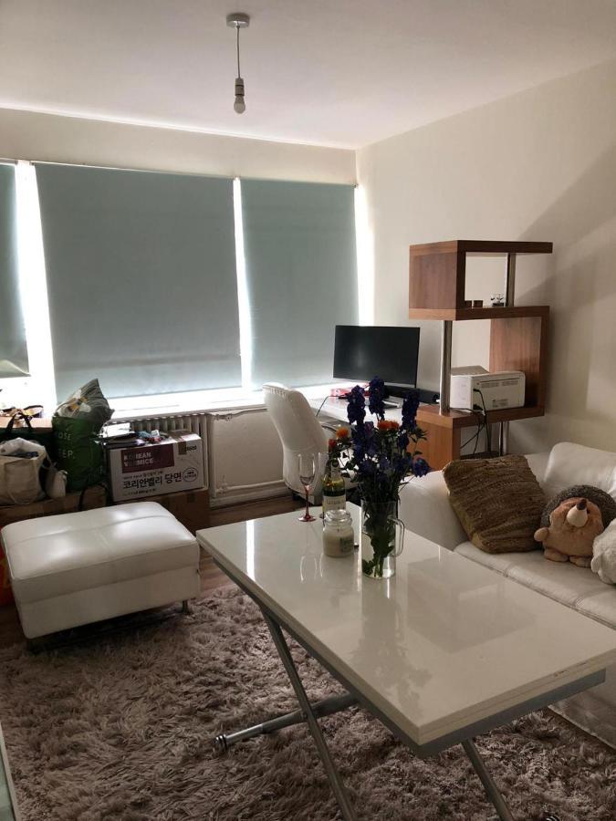 Charming 1-bed Vibrant Location Appartamento Londra